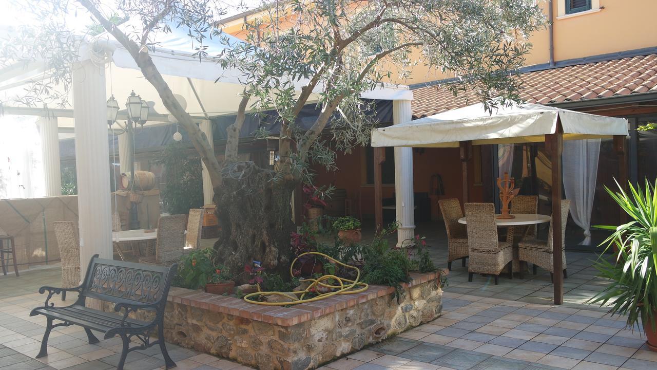 Agriturismo Masseria I Risi Pensionat Sant'Eufemia Lamezia Eksteriør billede