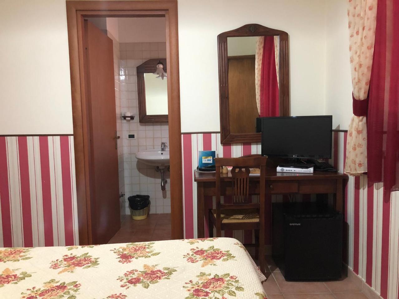 Agriturismo Masseria I Risi Pensionat Sant'Eufemia Lamezia Eksteriør billede